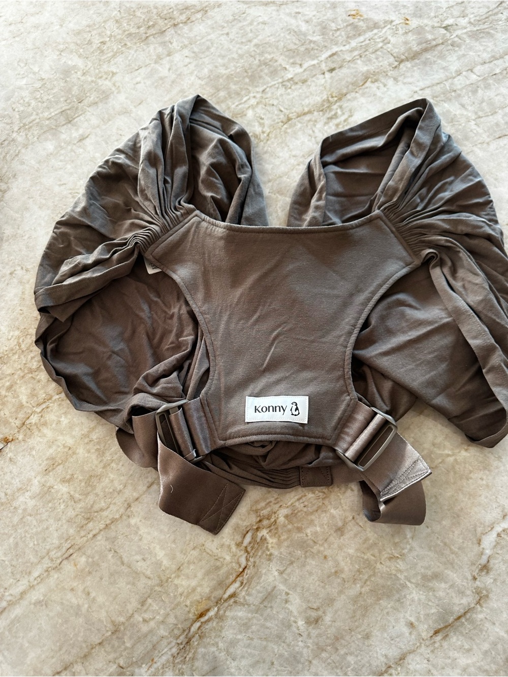 Konny Wrap in Dark Brown